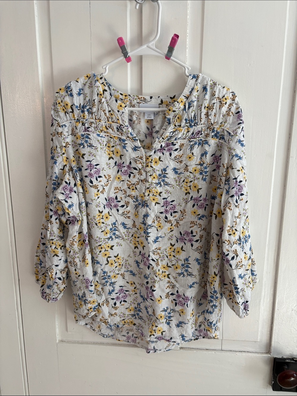 Liz Claiborne White Floral Split-Neck Blouse with Yellow & Lavender Flowers